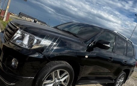 Toyota Land Cruiser 200, 2011 год, 3 600 000 рублей, 3 фотография