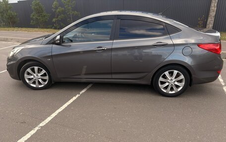 Hyundai Solaris II рестайлинг, 2011 год, 780 000 рублей, 5 фотография