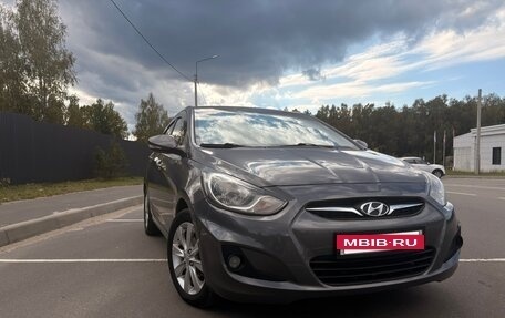 Hyundai Solaris II рестайлинг, 2011 год, 780 000 рублей, 10 фотография