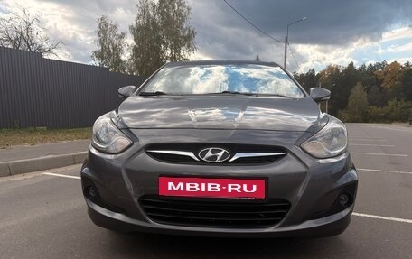 Hyundai Solaris II рестайлинг, 2011 год, 780 000 рублей, 11 фотография