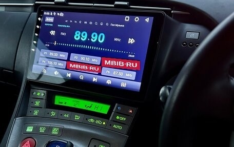 Toyota Prius, 2014 год, 1 100 000 рублей, 6 фотография