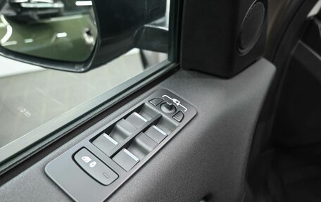 Land Rover Discovery Sport I рестайлинг, 2016 год, 2 389 900 рублей, 24 фотография