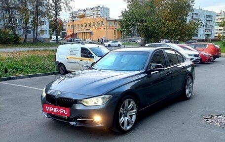 BMW 3 серия, 2013 год, 1 380 000 рублей, 10 фотография