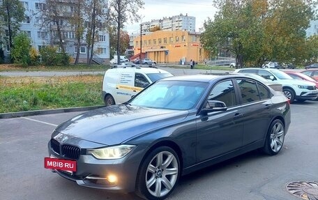 BMW 3 серия, 2013 год, 1 380 000 рублей, 11 фотография
