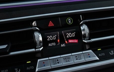 BMW X7, 2021 год, 7 400 000 рублей, 38 фотография
