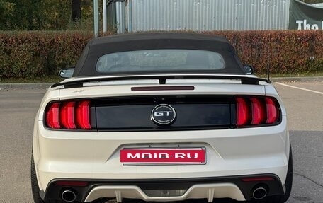 Ford Mustang VI рестайлинг, 2017 год, 2 490 000 рублей, 6 фотография