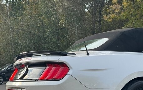 Ford Mustang VI рестайлинг, 2017 год, 2 490 000 рублей, 8 фотография