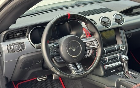 Ford Mustang VI рестайлинг, 2017 год, 2 490 000 рублей, 18 фотография