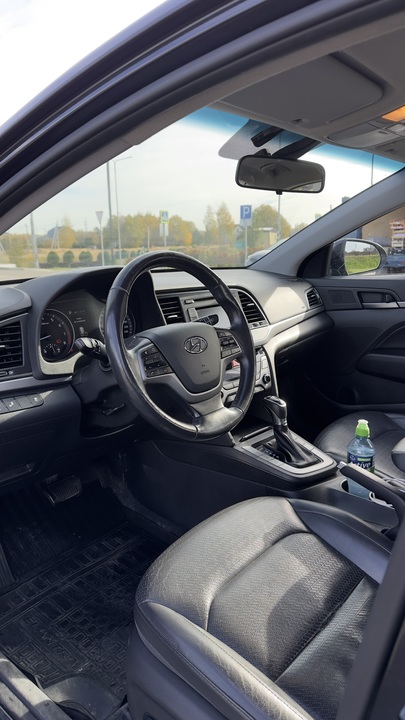 Hyundai Elantra VI, 2018 год, 1 500 000 рублей, 7 фотография
