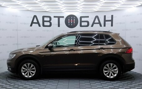 Volkswagen Tiguan II, 2020 год, 2 347 000 рублей, 4 фотография