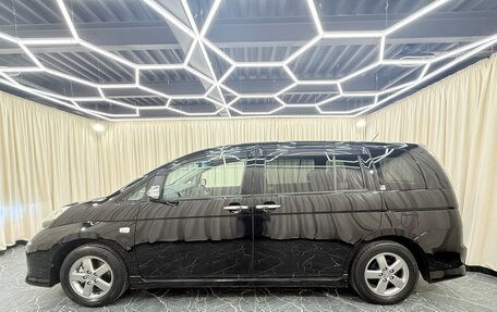 Toyota ISis I, 2011 год, 1 299 999 рублей, 3 фотография