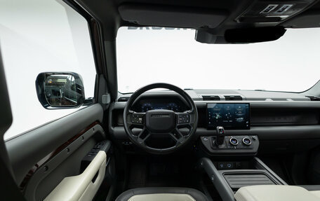 Land Rover Defender II, 2022 год, 12 590 000 рублей, 14 фотография