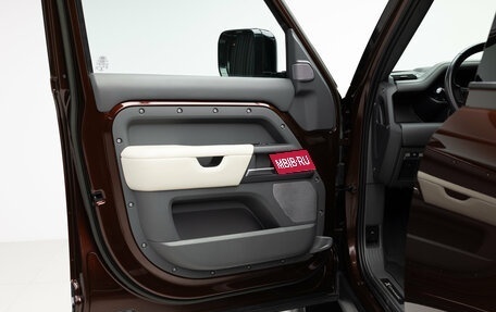 Land Rover Defender II, 2022 год, 12 590 000 рублей, 8 фотография