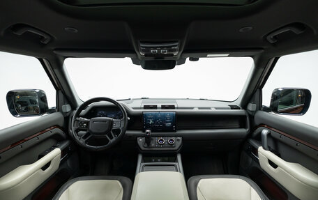 Land Rover Defender II, 2022 год, 12 590 000 рублей, 32 фотография