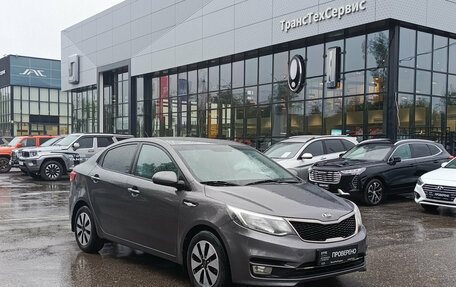KIA Rio III рестайлинг, 2015 год, 736 000 рублей, 3 фотография