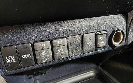 Toyota RAV4, 2013 год, 1 644 200 рублей, 21 фотография