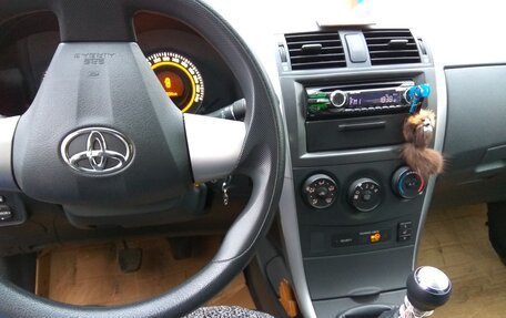 Toyota Corolla, 2012 год, 650 000 рублей, 4 фотография