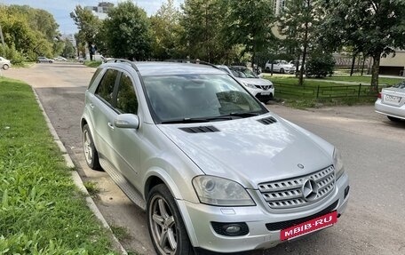 Mercedes-Benz M-Класс, 2006 год, 550 000 рублей, 2 фотография