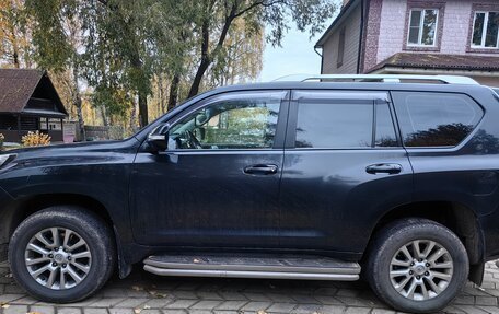 Toyota Land Cruiser Prado 150 рестайлинг 2, 2014 год, 2 970 000 рублей, 6 фотография