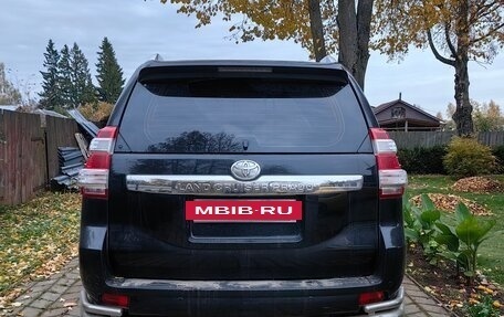 Toyota Land Cruiser Prado 150 рестайлинг 2, 2014 год, 2 970 000 рублей, 2 фотография