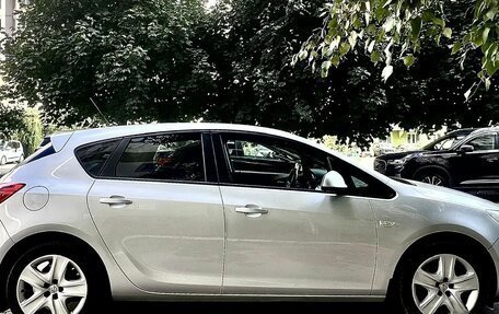 Opel Astra J, 2011 год, 745 000 рублей, 4 фотография