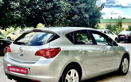 Opel Astra J, 2011 год, 745 000 рублей, 5 фотография