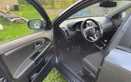 KIA cee'd I рестайлинг, 2010 год, 420 000 рублей, 2 фотография