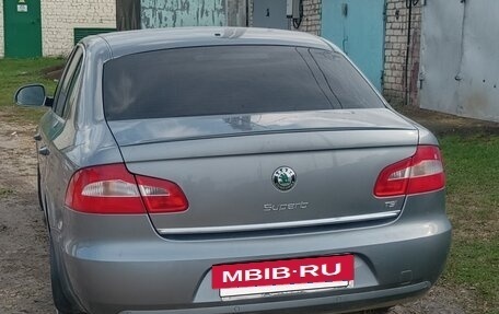 Skoda Superb III рестайлинг, 2012 год, 1 050 000 рублей, 4 фотография
