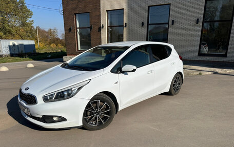 KIA cee'd III, 2013 год, 850 000 рублей, 2 фотография