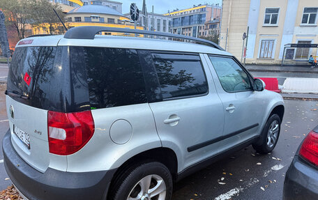 Skoda Yeti I рестайлинг, 2013 год, 720 000 рублей, 2 фотография