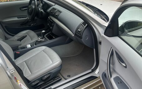 BMW 1 серия, 2007 год, 900 000 рублей, 2 фотография