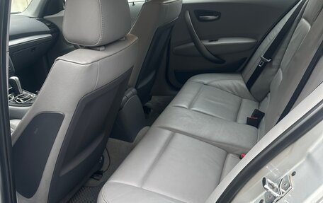 BMW 1 серия, 2007 год, 900 000 рублей, 4 фотография