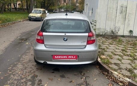 BMW 1 серия, 2007 год, 900 000 рублей, 8 фотография