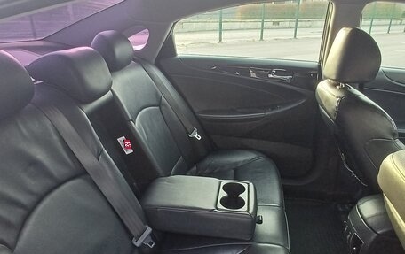 Hyundai Sonata VI, 2012 год, 920 000 рублей, 5 фотография