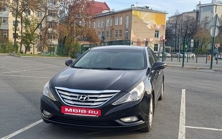 Hyundai Sonata VI, 2012 год, 920 000 рублей, 10 фотография