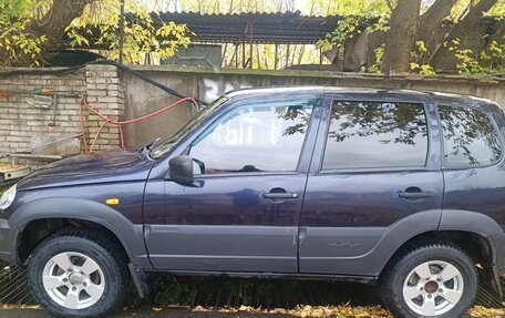 Chevrolet Niva I рестайлинг, 2005 год, 220 000 рублей, 3 фотография