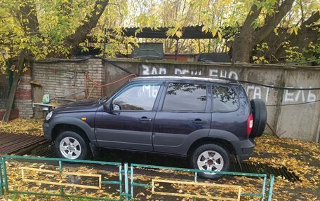 Chevrolet Niva I рестайлинг, 2005 год, 220 000 рублей, 2 фотография