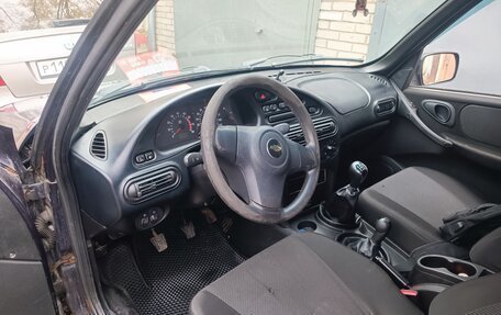 Chevrolet Niva I рестайлинг, 2005 год, 220 000 рублей, 10 фотография