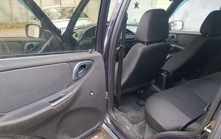 Chevrolet Niva I рестайлинг, 2005 год, 220 000 рублей, 13 фотография