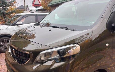 Peugeot Traveller I, 2021 год, 4 450 000 рублей, 5 фотография