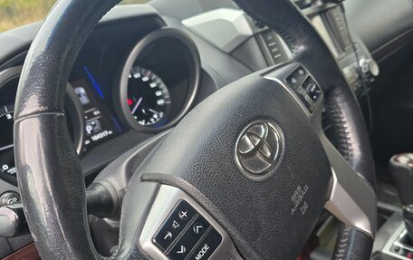 Toyota Land Cruiser Prado 150 рестайлинг 2, 2014 год, 2 990 000 рублей, 2 фотография