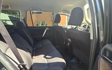 Toyota Land Cruiser Prado 150 рестайлинг 2, 2014 год, 2 990 000 рублей, 15 фотография