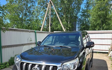 Toyota Land Cruiser Prado 150 рестайлинг 2, 2014 год, 2 990 000 рублей, 17 фотография