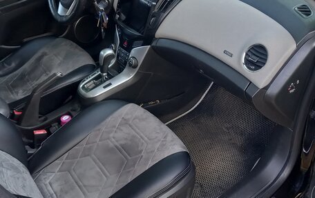 Chevrolet Cruze II, 2013 год, 850 000 рублей, 11 фотография