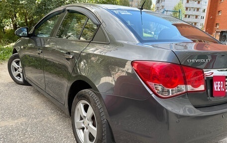 Chevrolet Cruze II, 2011 год, 600 000 рублей, 4 фотография