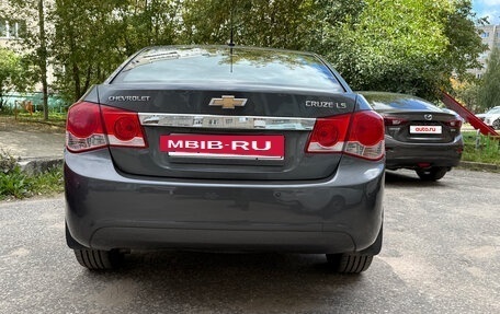 Chevrolet Cruze II, 2011 год, 600 000 рублей, 3 фотография