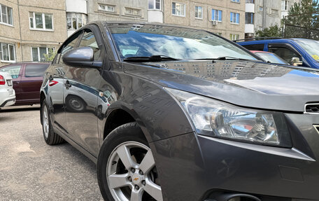 Chevrolet Cruze II, 2011 год, 600 000 рублей, 6 фотография