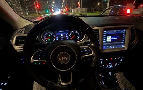Jeep Compass II, 2020 год, 2 400 000 рублей, 7 фотография