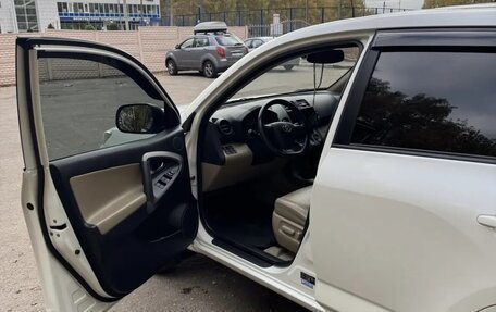 Toyota RAV4, 2011 год, 1 450 000 рублей, 9 фотография