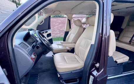 Volkswagen Multivan T5, 2011 год, 2 650 000 рублей, 22 фотография